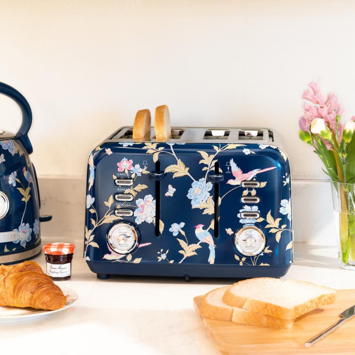 LAURA ASHLEY Brødrister 4-skiver. Blå/Sølv